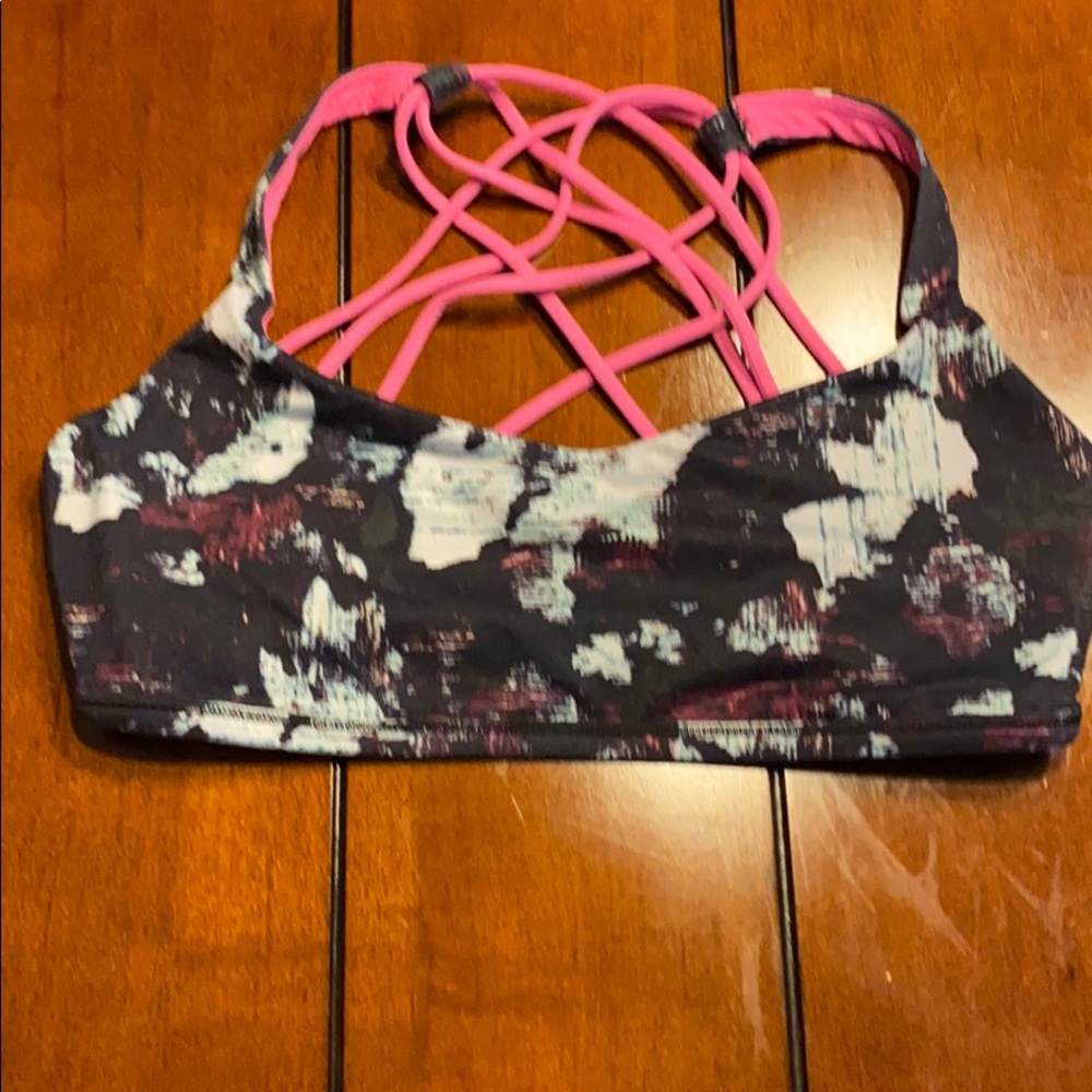 Lululemon bra